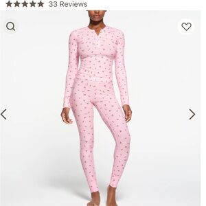 Never worn skims lounge top!